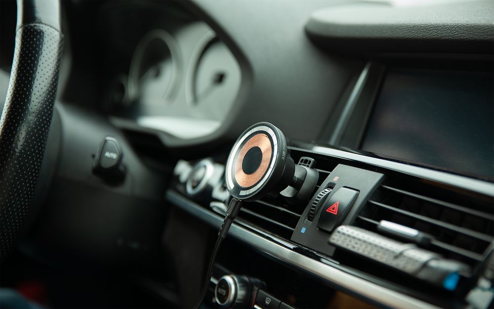 Держатель Cooper Auto Wireless с беспроводной зарядкой
