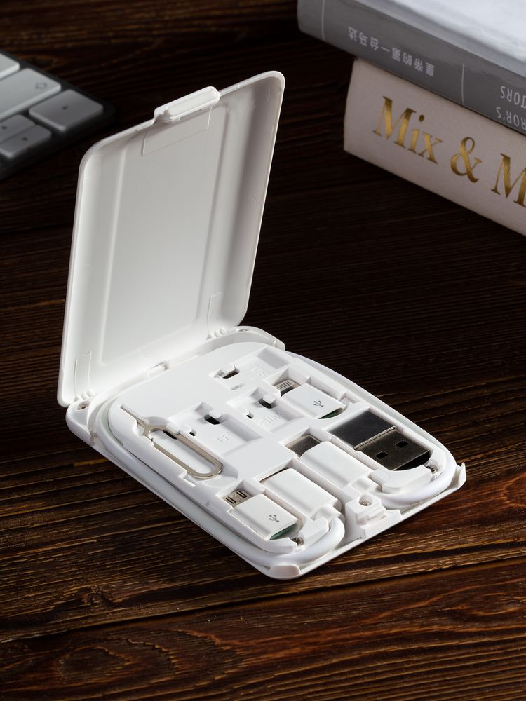 Портативный органайзер с беспроводной зарядкой Octopod