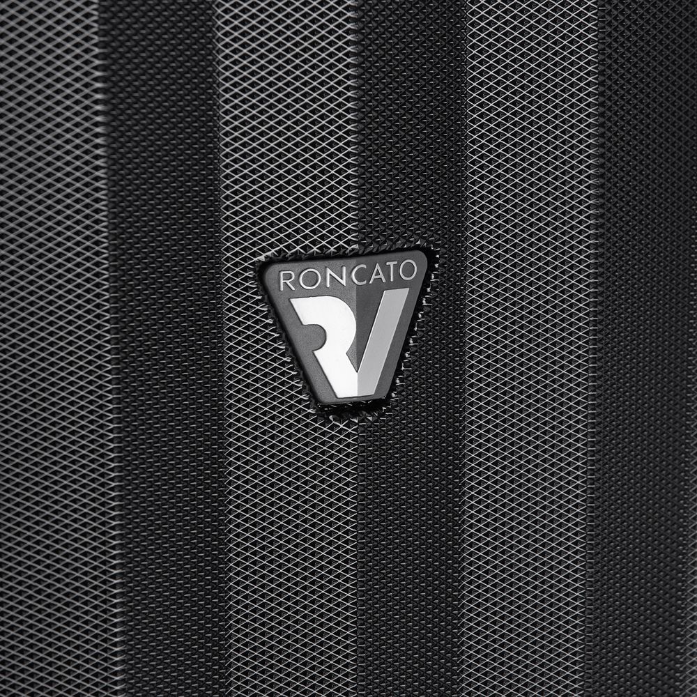 Чемодан Uno Zip Special M